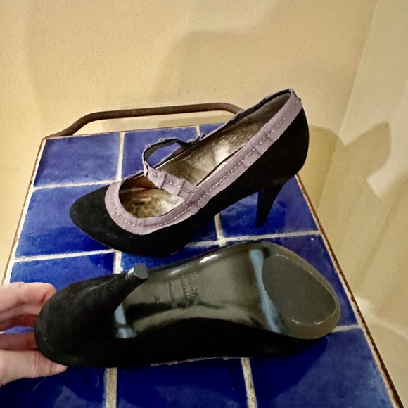 Boden Black Suede 4" Heels / Vtg. 40's Look Pumps w/ Grey Ribbon Trim sz 8 - Picture 2 of 10
